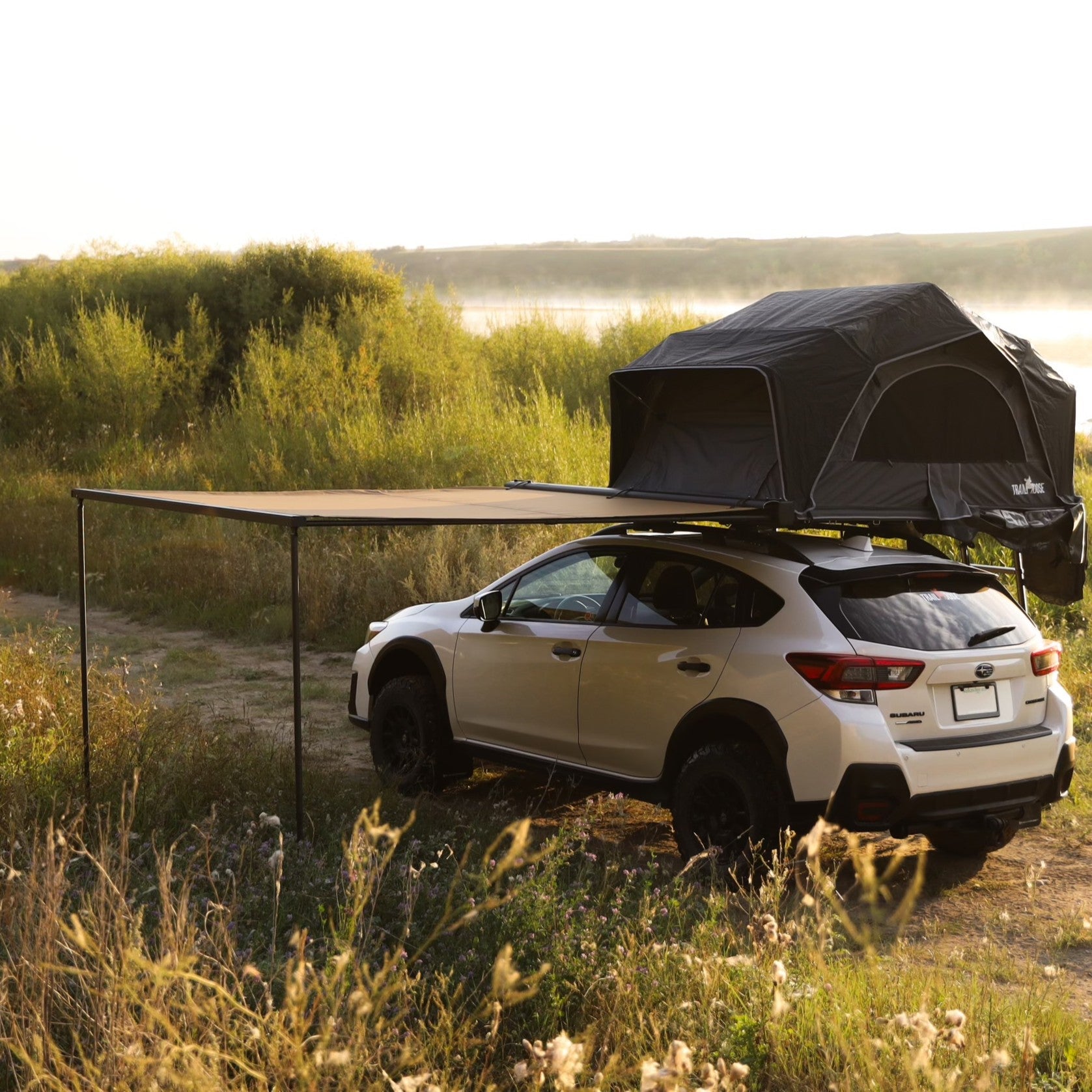 TrailMoose Hard Case Awning - TrailMooseTrailMoose Hard Case Awning